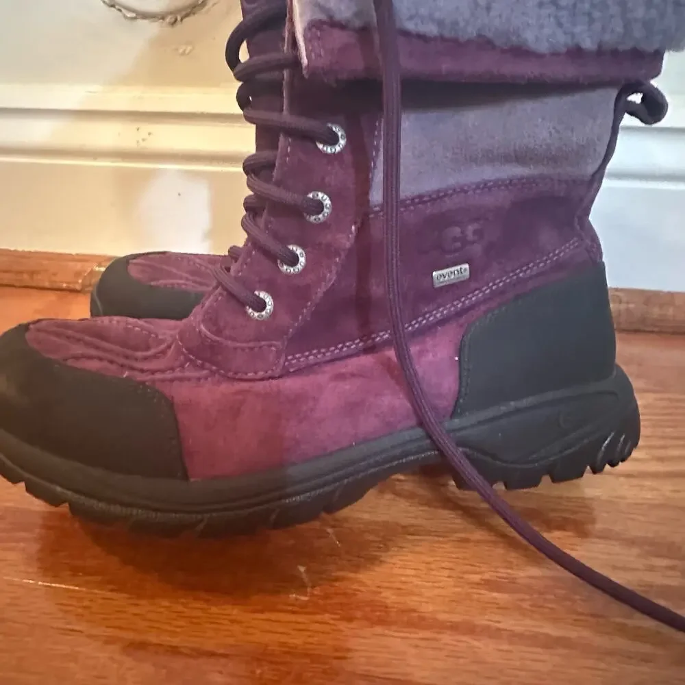 UGG Gir's Butte Boots sz 4 Snow Boots Insulated Winter Boots Waterproof